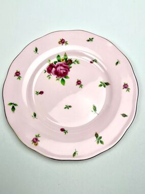 Royal Albert New Country Roses Pink Salad Dessert Plate Bone China 8"